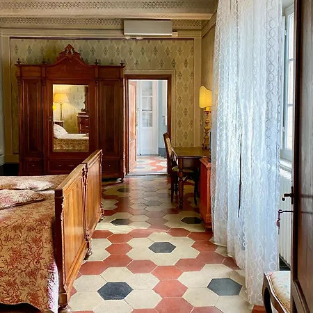Antica Dimora Leones Bed & Breakfast Palaia