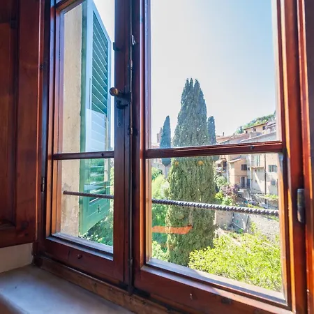 Antica Dimora Leones Bed & Breakfast