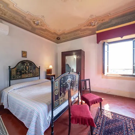 Antica Dimora Leones Bed & Breakfast 3*